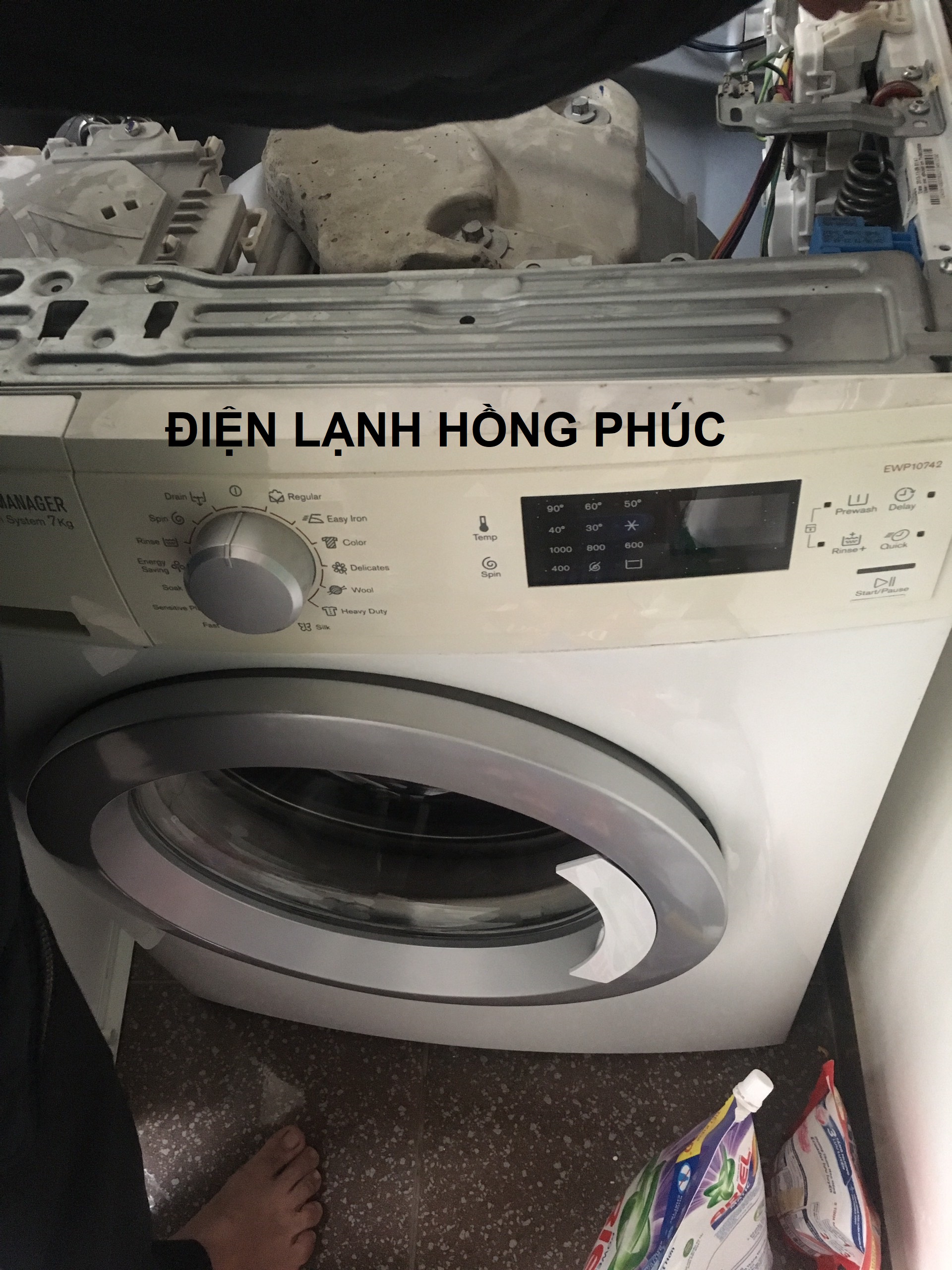 hướng dẫn khắc phục máy giặt Electrolux mất nguồn